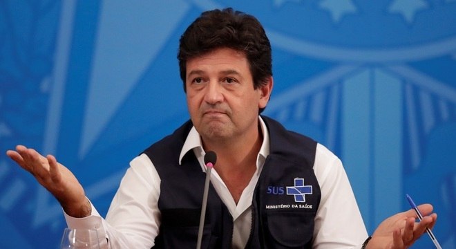 Ampliação do uso da cloroquina pode provocar mortes em casa, diz Mandetta